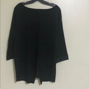 Claudia Strater back open top